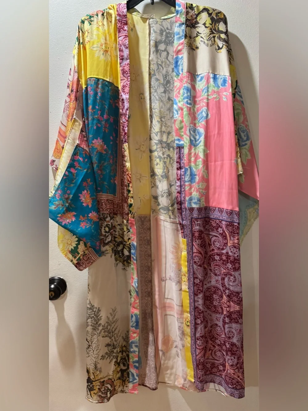 Free people Patch with love Satin Kimono Robe - Pink Multi - Picture 5 of 9